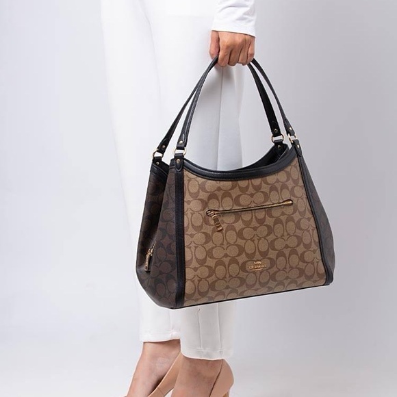 NWT - COACH Kristy Shoulder Bag In Colorblock Signature Canvas - C6831 - $498 - Picture 12 of 16